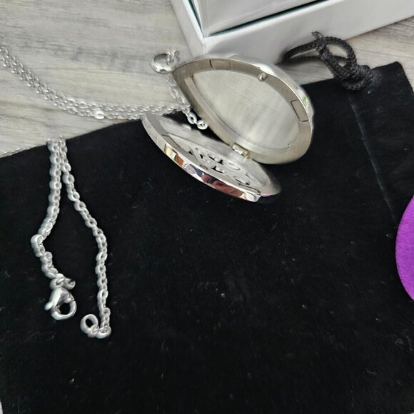 Silver Tone Stainless Steel Teardrop Swirl Essential Oil Pendant Necklace - Picture 8 of 8